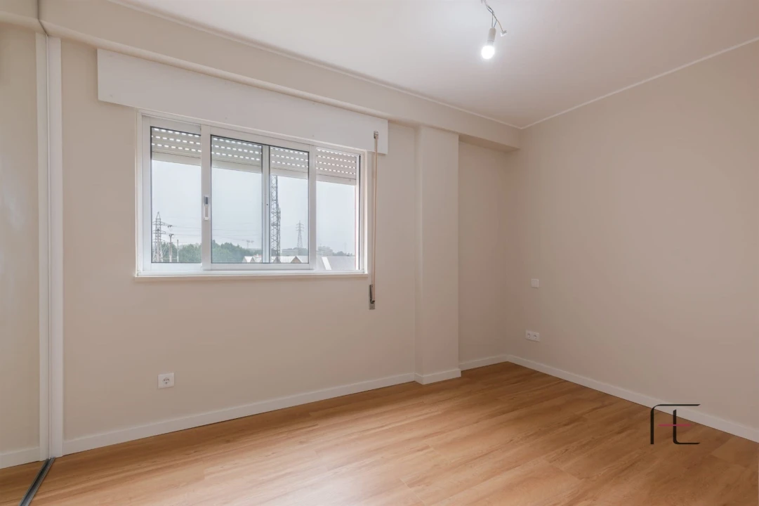 Apartamento T4 para Venda em Ramalde Foto 20