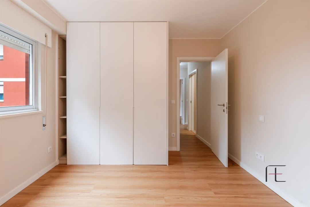 Apartamento T4 para Venda em Ramalde Foto 11