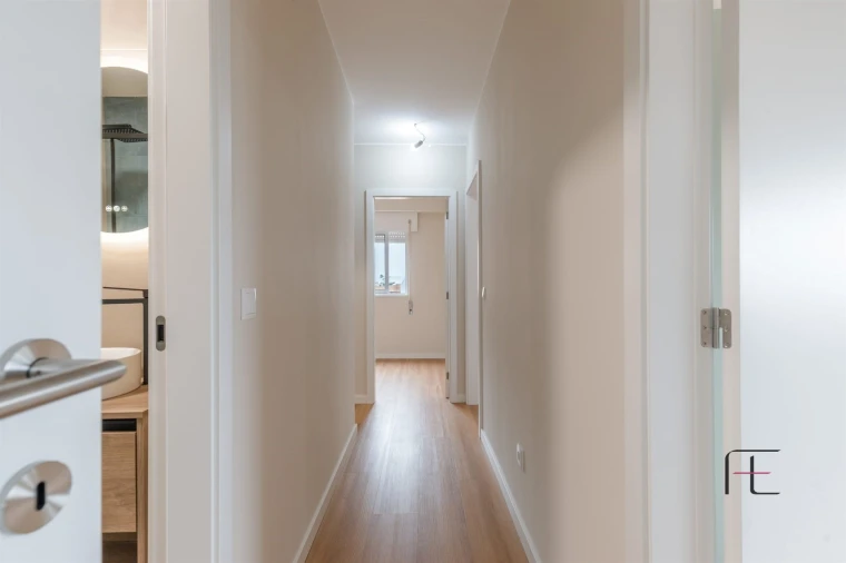 Apartamento T4 para Venda em Ramalde Foto 15