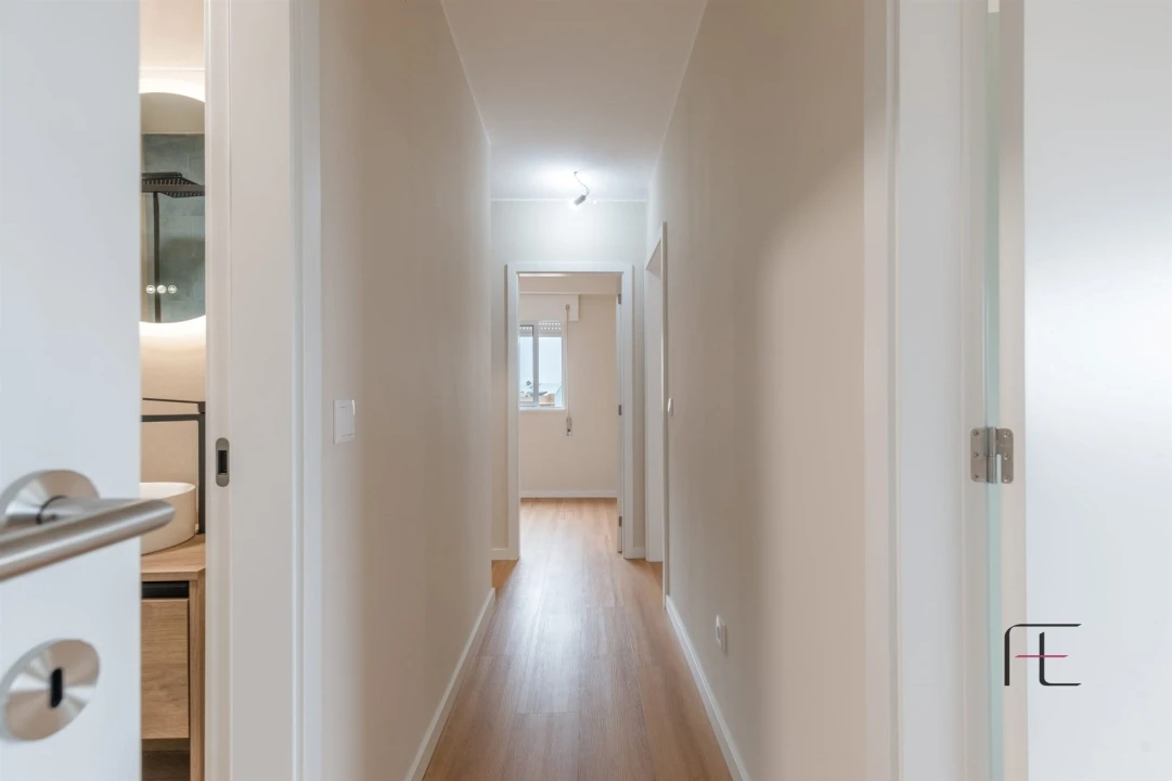 Apartamento T4 para Venda em Ramalde Foto 15