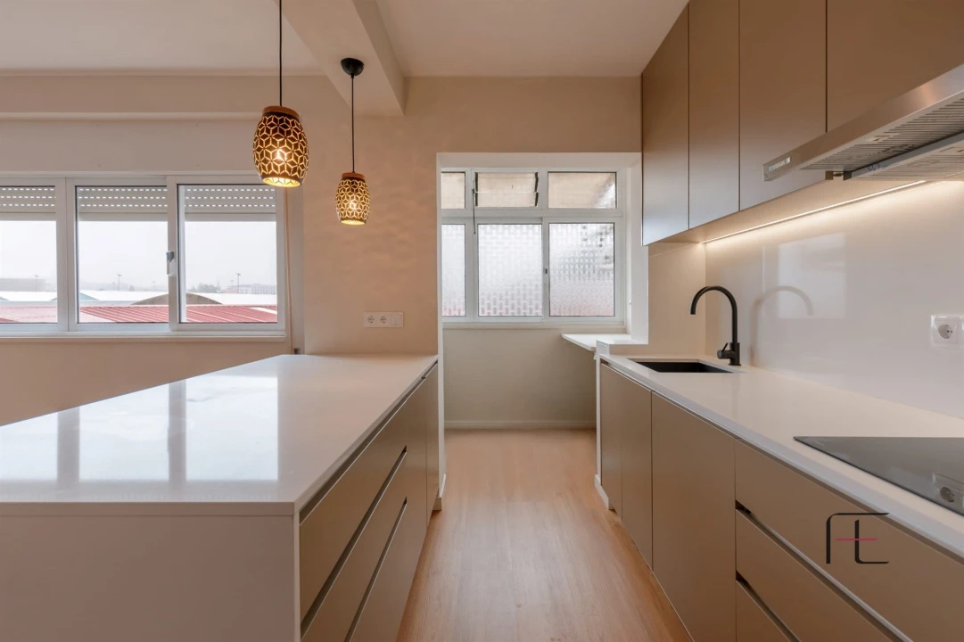 Apartamento T4 para Venda em Ramalde Foto 5