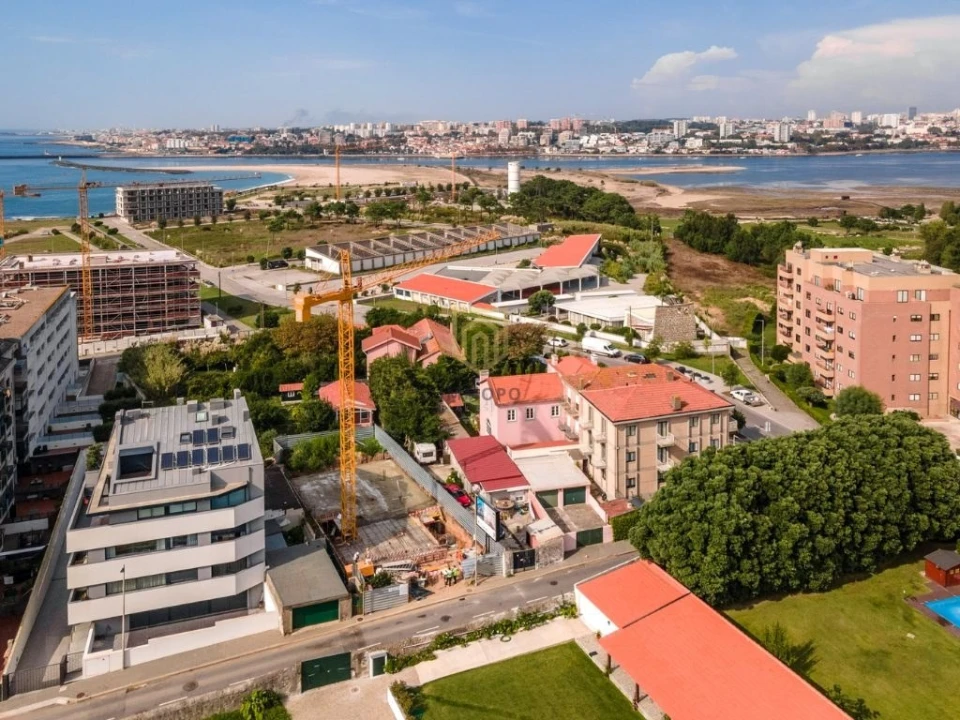 Apartamento T1 para Venda em Canidelo Foto 17