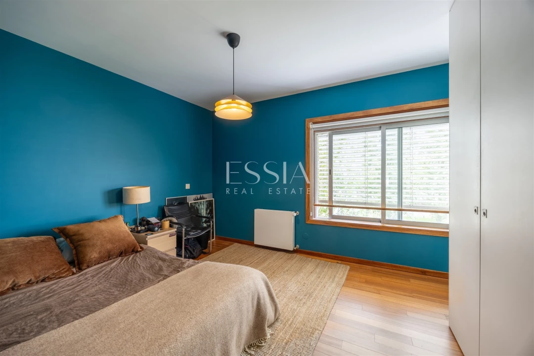 Apartamento T4 para Venda em Lordelo do Ouro e Massarelos Foto 32