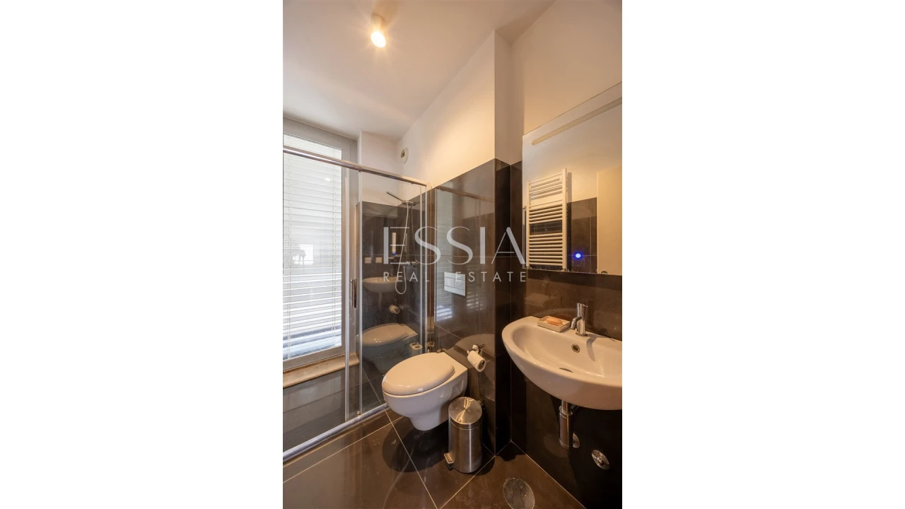Apartamento T4 para Venda em Lordelo do Ouro e Massarelos Foto 24
