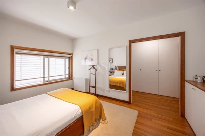 Apartamento T4 para Venda em Lordelo do Ouro e Massarelos