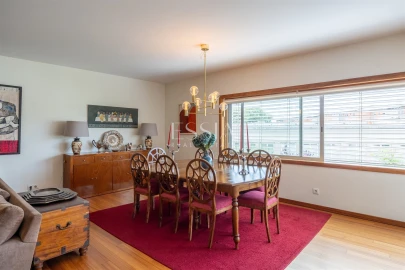 Apartamento T4 para Venda em Lordelo do Ouro e Massarelos