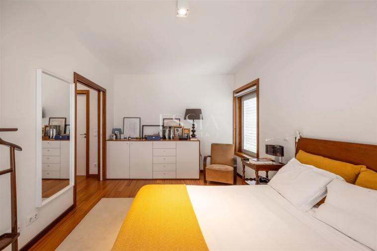 Apartamento T4 para Venda em Lordelo do Ouro e Massarelos Foto 40