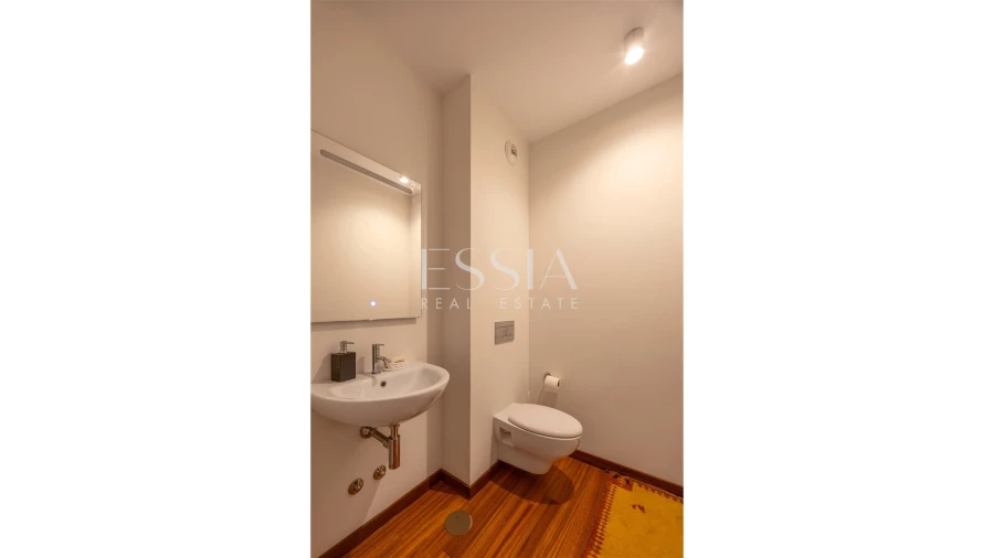Apartamento T4 para Venda em Lordelo do Ouro e Massarelos Foto 20
