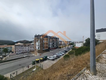 Moradia T3 para Venda em Sesimbra (Santiago)