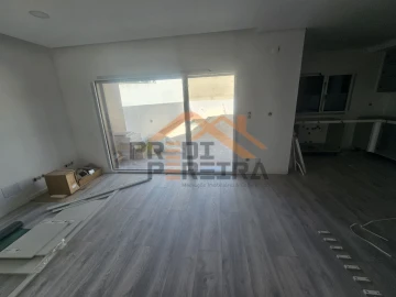Moradia T3 para Venda em Ramada e Caneças
