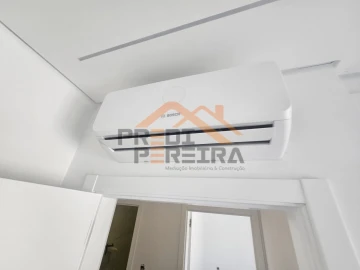 Moradia T3 para Venda em Ramada e Caneças