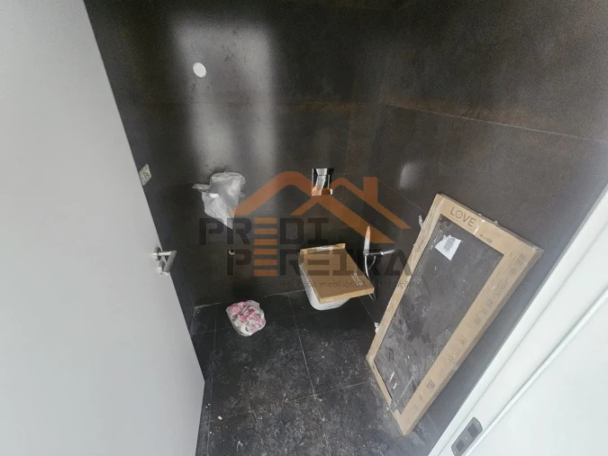 Moradia T3 para Venda em Ramada e Caneças Foto 51