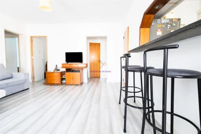 Apartamento T4 para Venda em Loures
