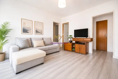 Apartamento T4 para Venda em Loures
