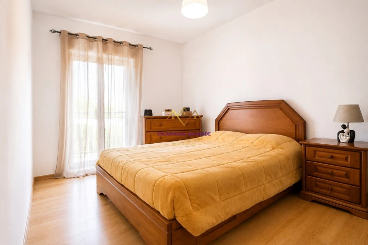 Apartamento T4 para Venda em Loures Foto 5