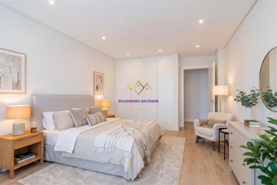 Apartamento T3 para Venda em Sacavém e Prior Velho