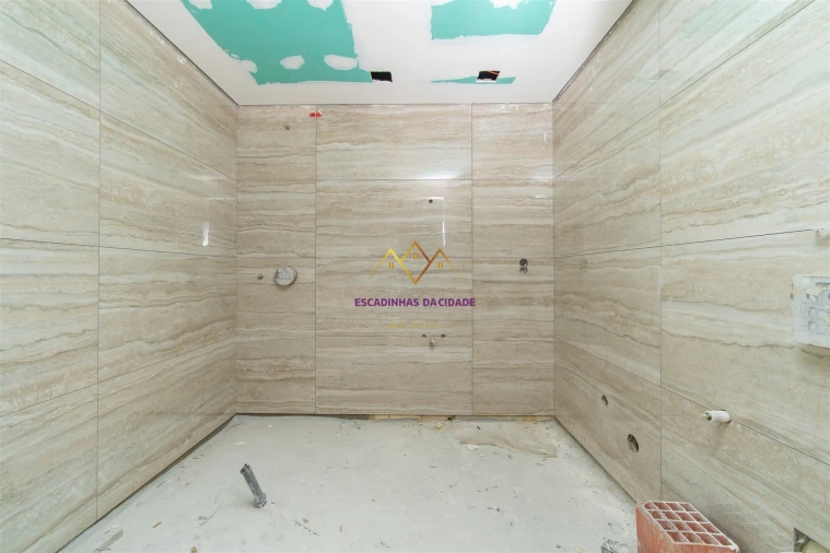 Apartamento T3 para Venda em Sacavém e Prior Velho Foto 34
