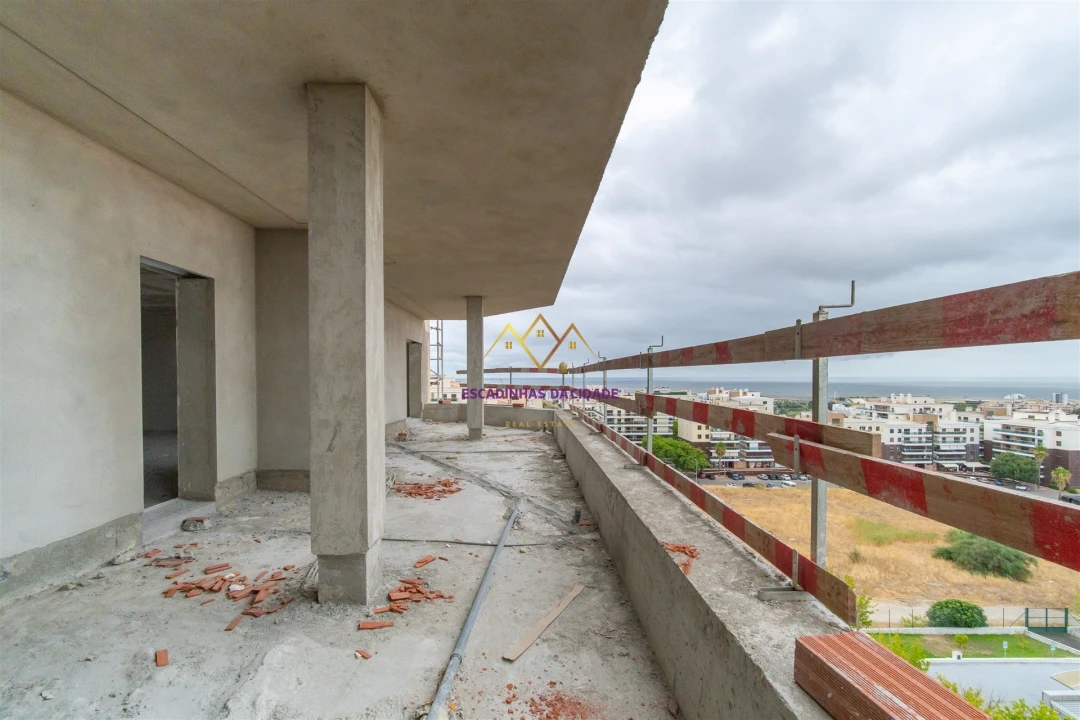 Apartamento T3 para Venda em Sacavém e Prior Velho Foto 7