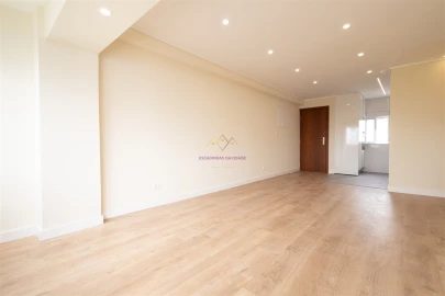 Apartamento T3 para Venda em Olivais