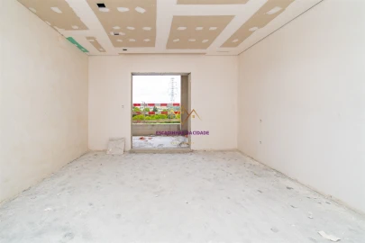 Apartamento T3 para Venda em Sacavém e Prior Velho