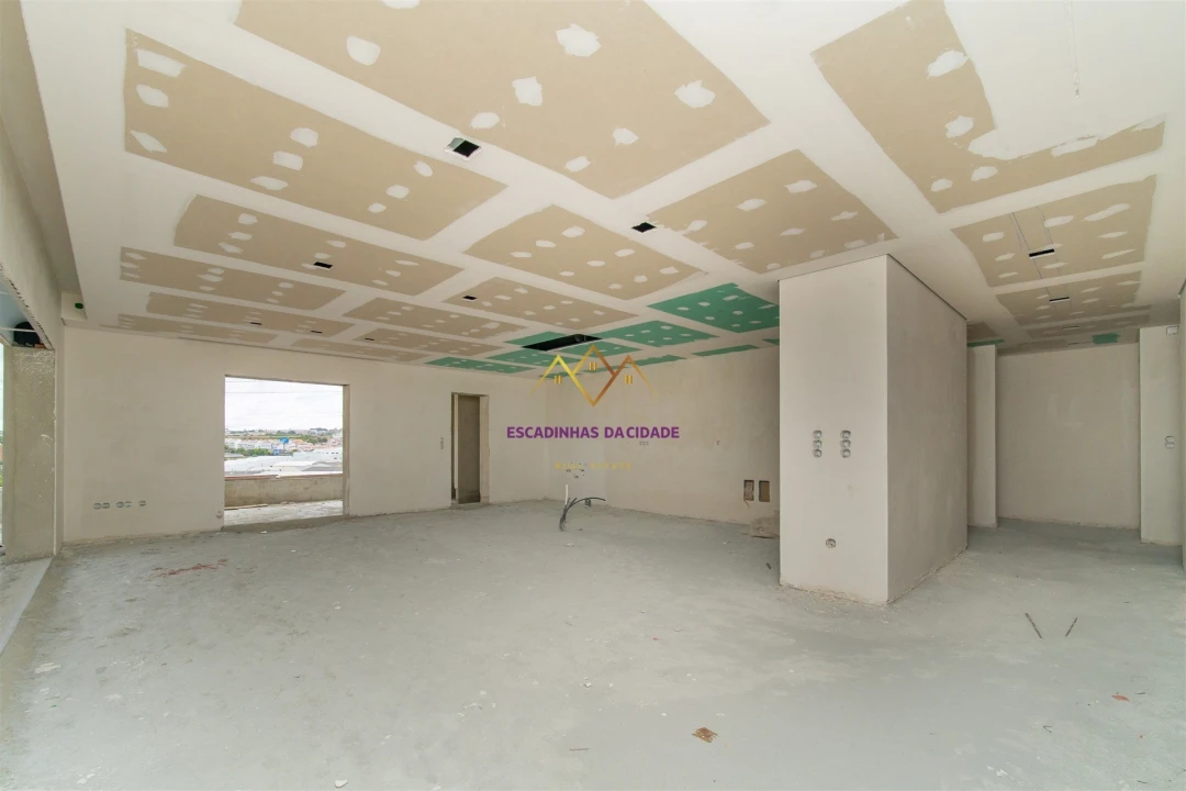 Apartamento T3 para Venda em Sacavém e Prior Velho Foto 10