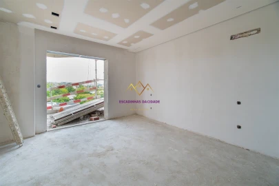 Apartamento T2 para Venda em Sacavém e Prior Velho