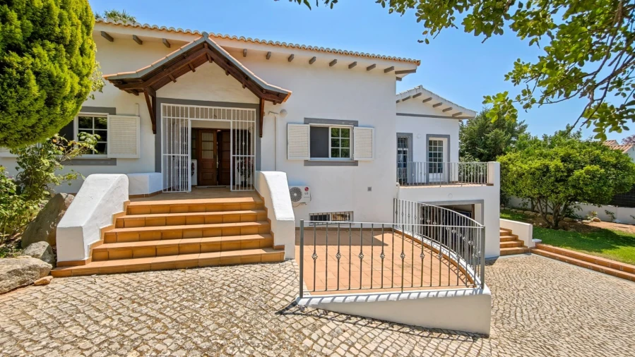 Moradia T5 para Venda em Boliqueime Foto 4