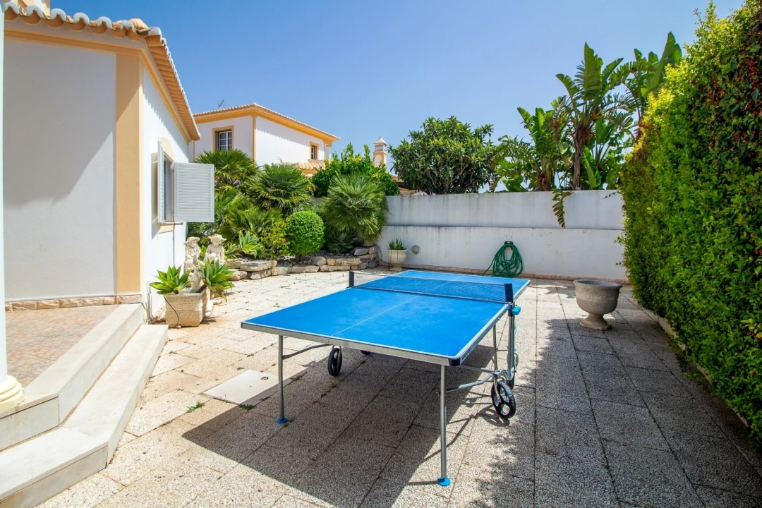 Moradia T4 para Venda em Albufeira e Olhos de Água Foto 21