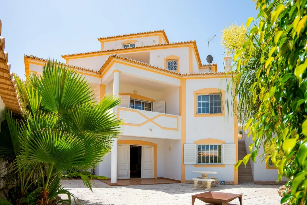 Moradia T4 para Venda em Albufeira e Olhos de Água Foto 59