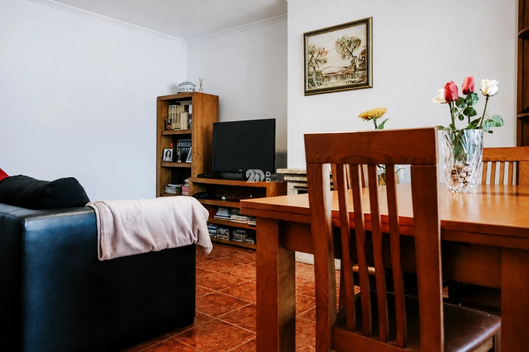 Apartamento T2 para Arrendamento em Vila Nova de Famalicão e Calendário Foto 3