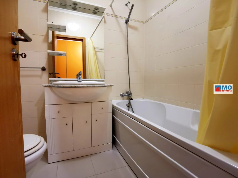 Apartamento T1 para Venda em Castelo Branco Foto 12
