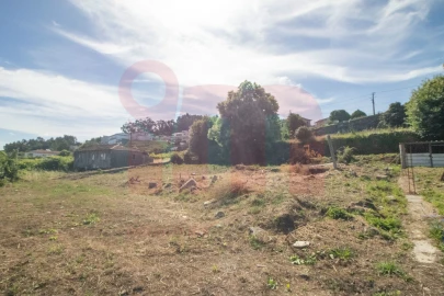 Terreno para Venda em São Tomé de Negrelos