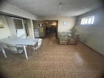 Moradia T6 para Venda em Melo e Nabais
