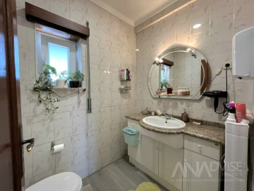 Apartamento T4 para Venda em Abraveses