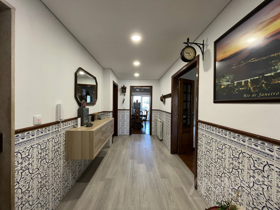 Apartamento T4 para Venda em Abraveses Foto 10
