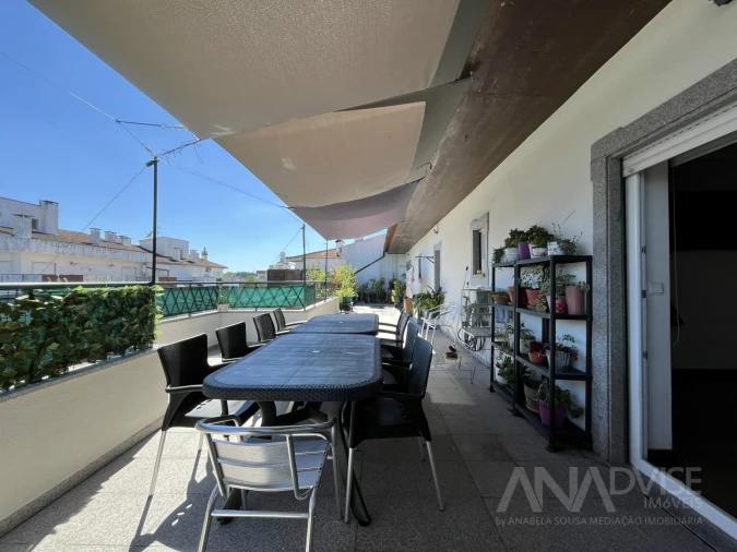 Apartamento T4 para Venda em Abraveses Foto 14
