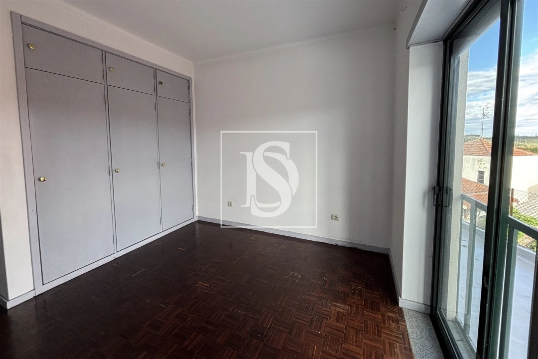Apartamento T2 para Venda em Tondela e Nandufe Foto 11