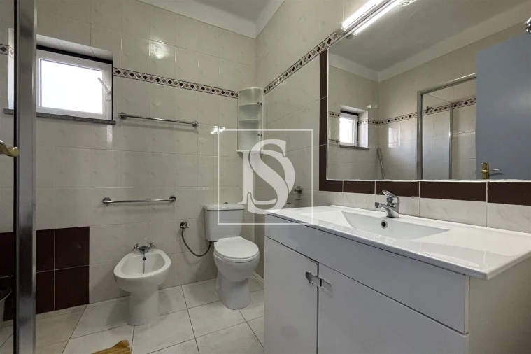 Apartamento T2 para Venda em Tondela e Nandufe Foto 17