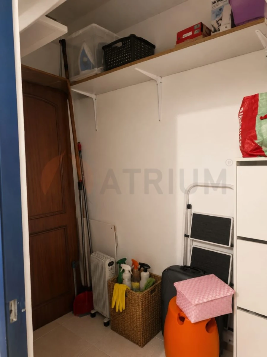 Apartamento T1 para Venda em Quinta do Anjo Foto 10