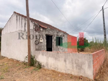 Moradia T1 para Venda em Azambujeira e Malaqueijo