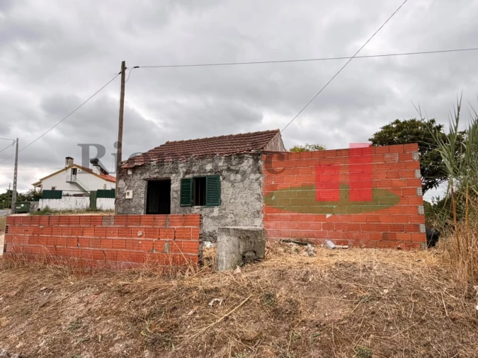 Moradia T1 para Venda em Azambujeira e Malaqueijo Foto 3