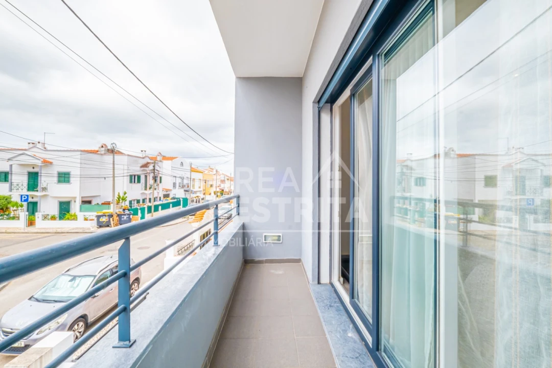 Moradia T3 para Venda em Quinta do Conde Foto 53