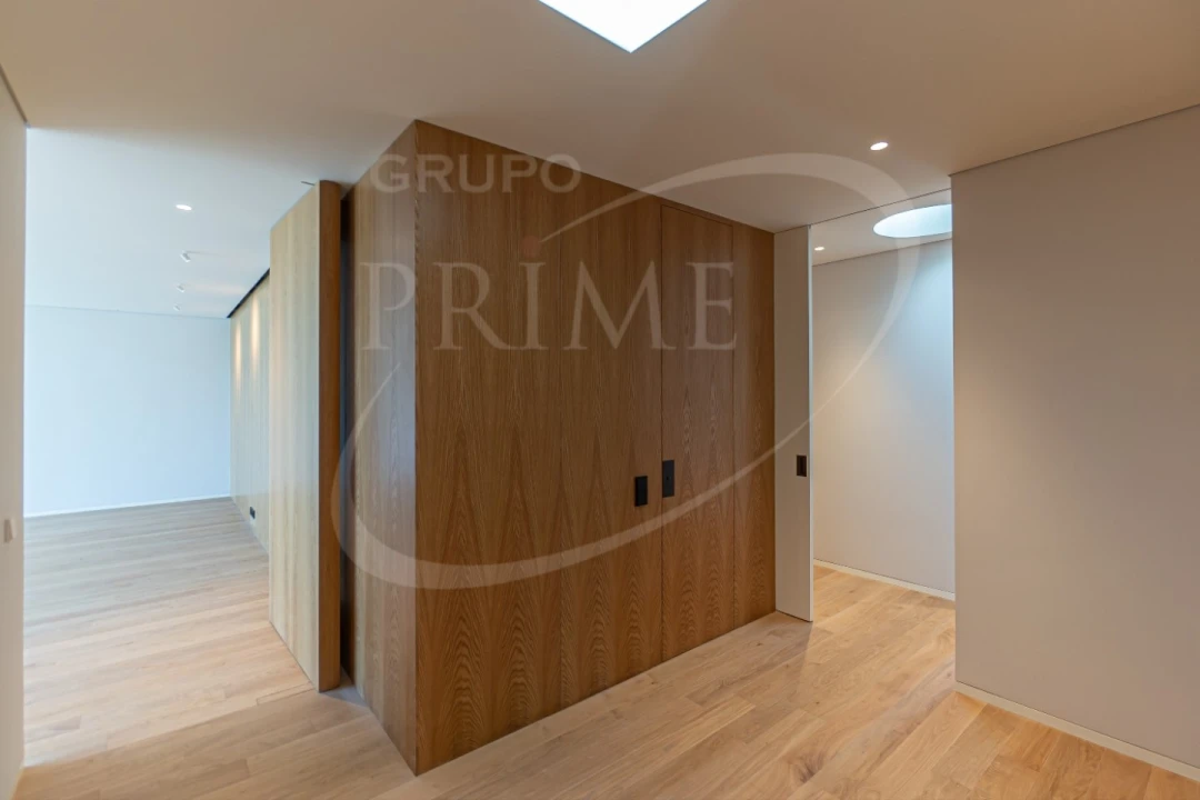 Apartamento T4 para Venda em Aldoar, Foz do Douro e Nevogilde Foto 28