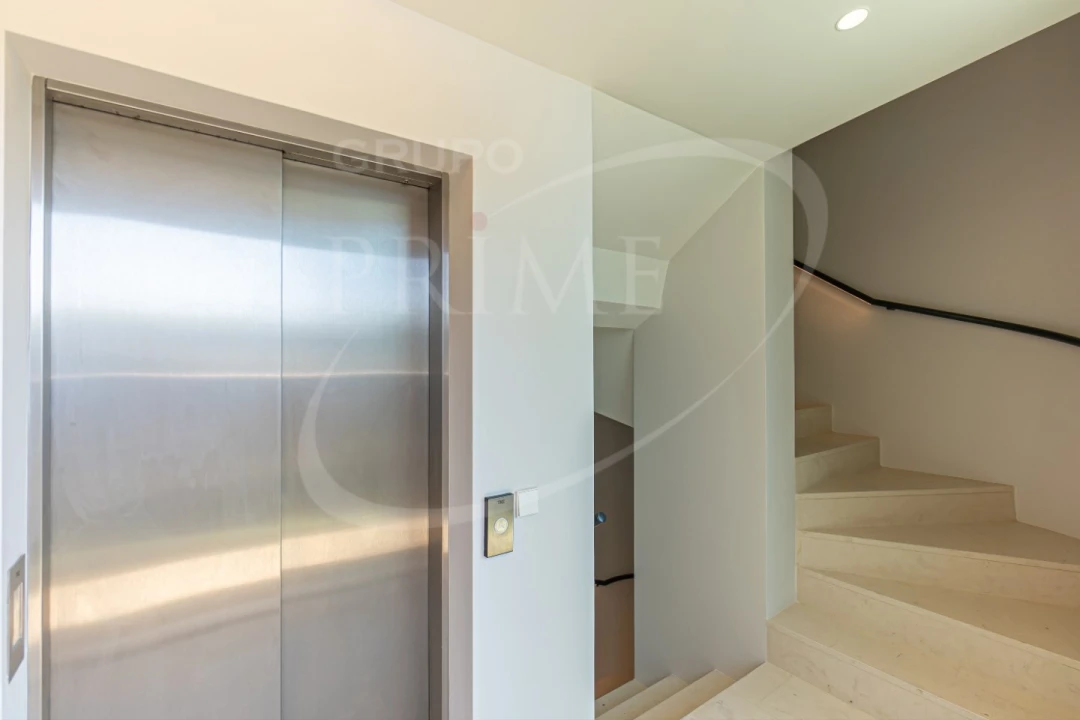 Apartamento T4 para Venda em Aldoar, Foz do Douro e Nevogilde Foto 48