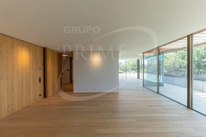 Apartamento T4 para Venda em Aldoar, Foz do Douro e Nevogilde