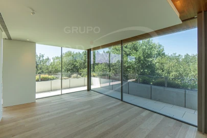 Apartamento T4 para Venda em Aldoar, Foz do Douro e Nevogilde