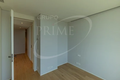 Apartamento T4 para Venda em Aldoar, Foz do Douro e Nevogilde