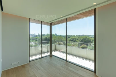Apartamento T4 para Venda em Aldoar, Foz do Douro e Nevogilde