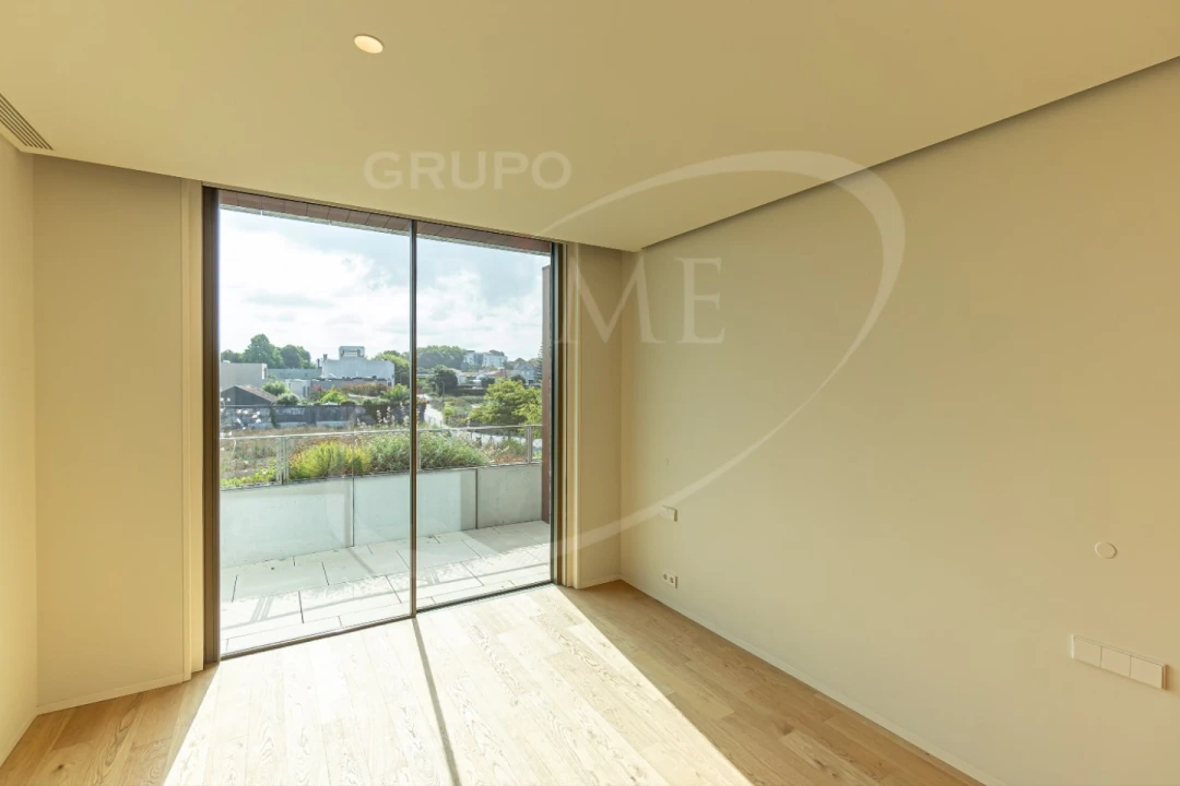 Apartamento T4 para Venda em Aldoar, Foz do Douro e Nevogilde Foto 25