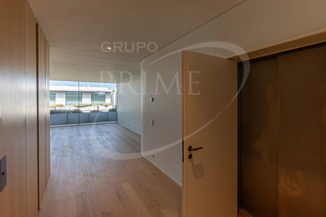 Apartamento T4 para Venda em Aldoar, Foz do Douro e Nevogilde Foto 10